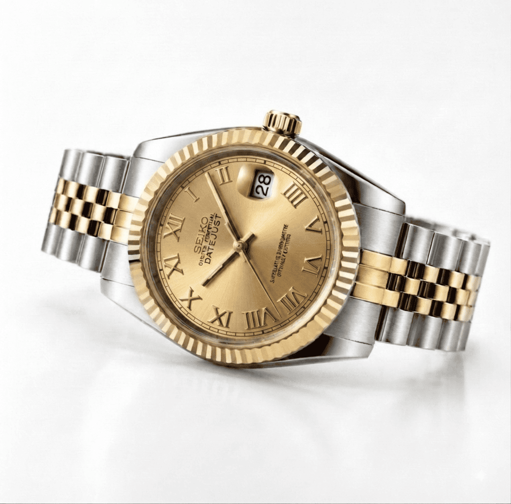 SeikoMod Datejust Gold Bicolor, geriffelte Lünette und Jubilee-Armband im Winkel