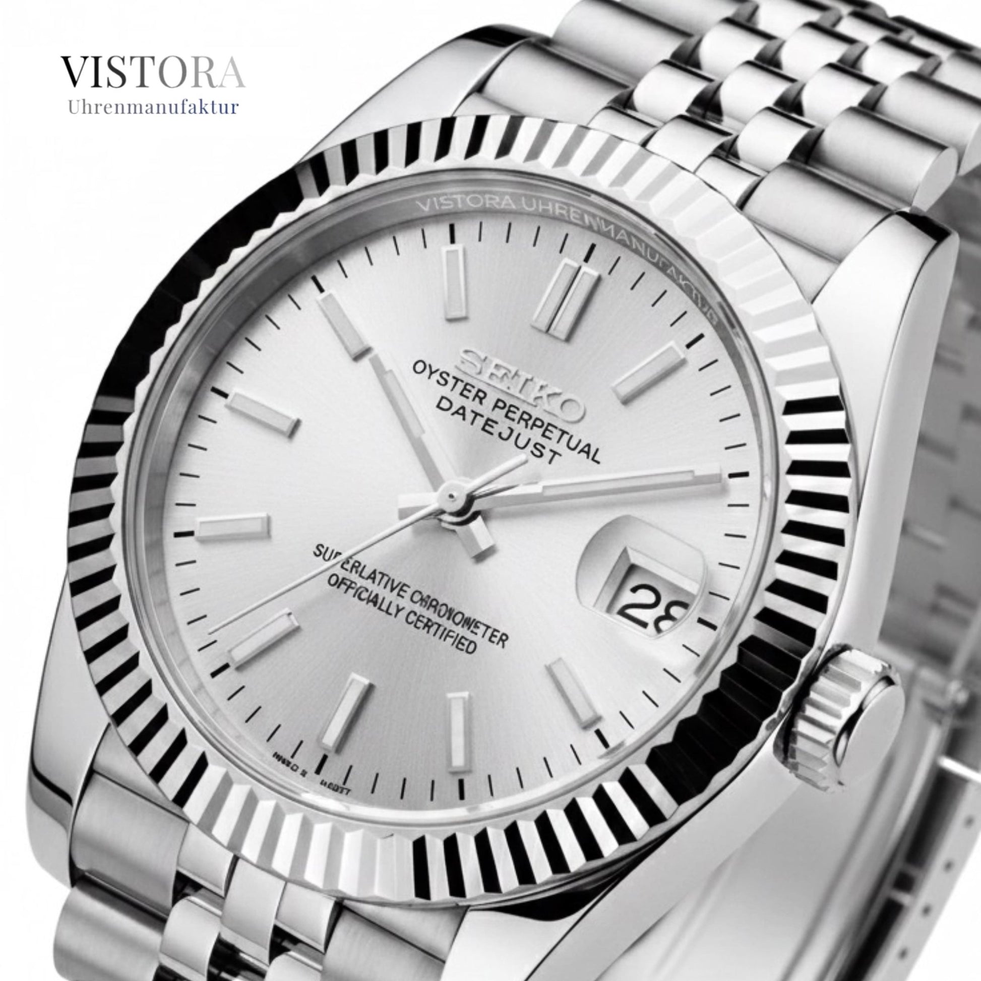 SeikoMod Datejust in Silber mit edlen Strichindizes und sSchöner Optik in einer seitlichen nahansicht in 4K.